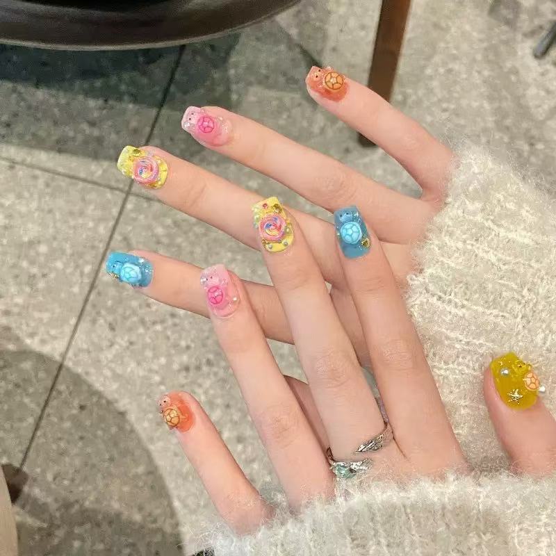 100 Mini Kleurrijke Schildpad  - Nail Art Quirky recensie en prijs