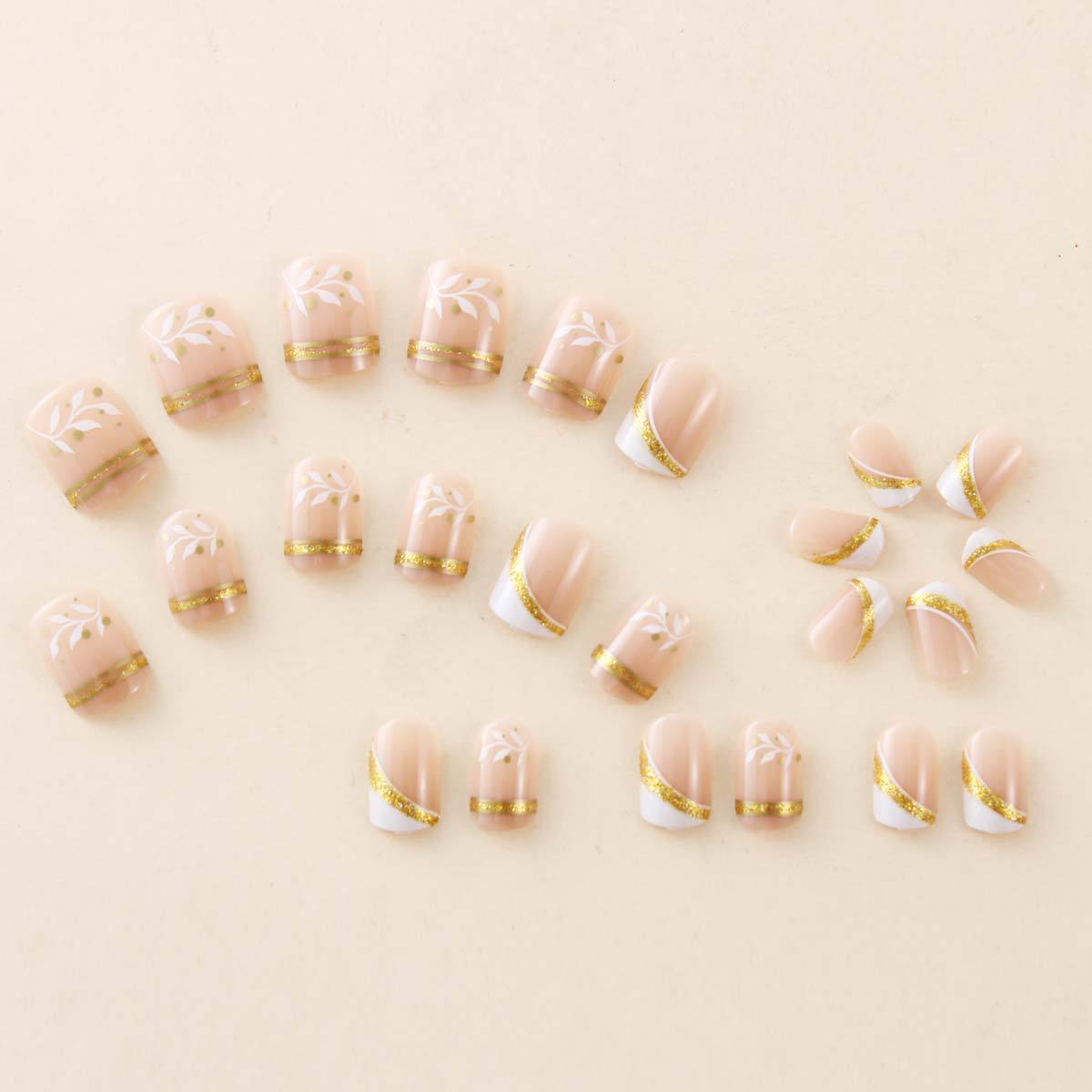 Korte medium nepnagels voor vr - Nail Art Glitter recensie en prijs