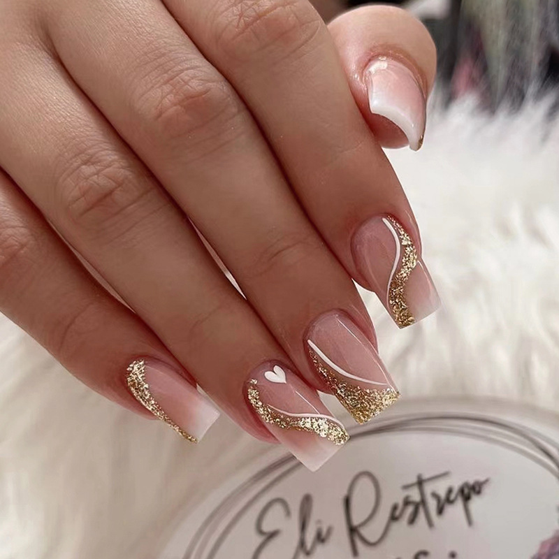 Korte medium nepnagels voor vr - Nail Art Glitter recensie en prijs