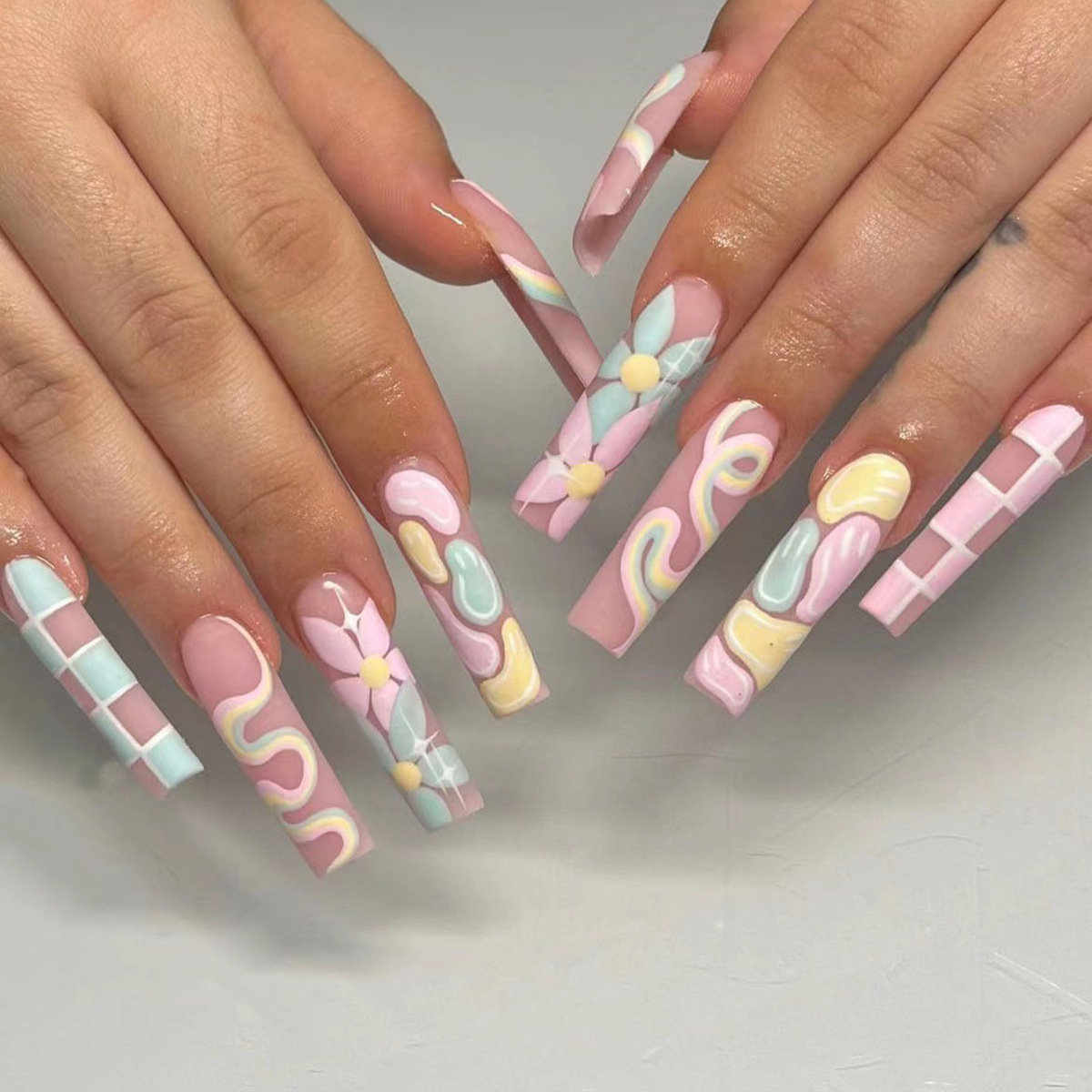 24 stks Zwarte Franse Nep Nage - Nail Art Quirky recensie en prijs